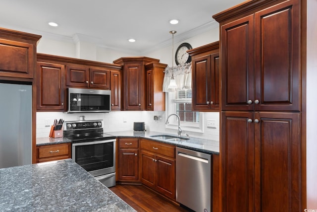 813 Sisters Rd, Loris, SC 29569 - photo 11