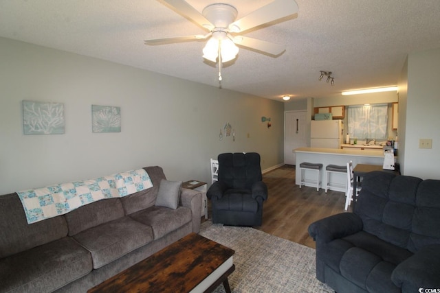 922 Fairwood Lakes Ln Unit 22-D, Myrtle Beach, SC 29588 - photo 5