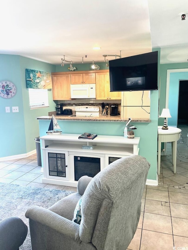 5905 S Kings Hwy Unit 715, Myrtle Beach, SC 29575 - photo 3