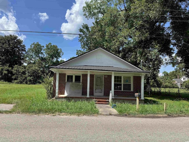 106 Raeford St, Mullins, SC 29574 - photo 1