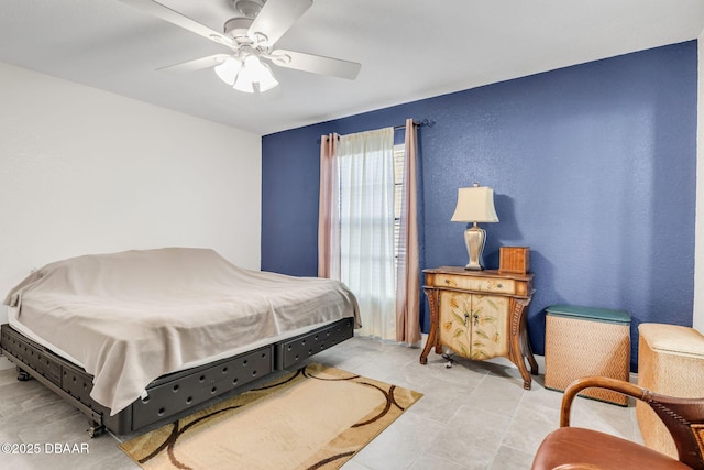 bedroom featuring a ceiling fan