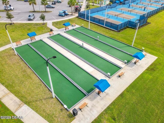 1078 Castaway Ct, Daytona Beach, FL 32124 - surrounding community with a game area