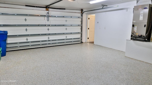 garage with heating unit