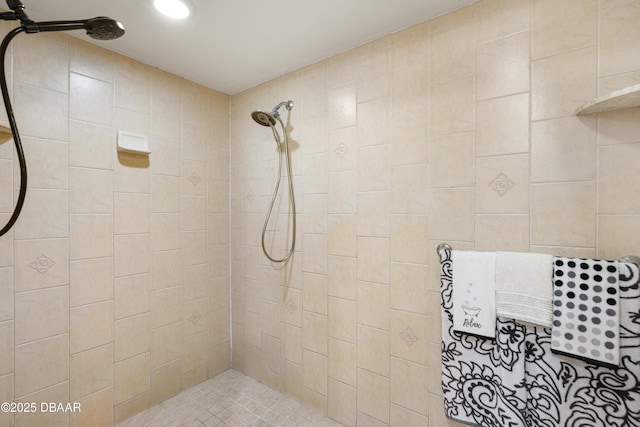 840 River Oak Dr W, Ormond Beach, FL 32174 - full bathroom featuring tiled shower and recessed lighting