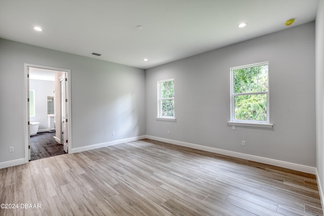 empty room featuring light hardwood / wood-style flooring