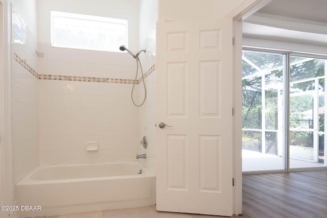6062 Sabal Crossing Ct, Port Orange, FL 32128 - full bath with washtub / shower combination