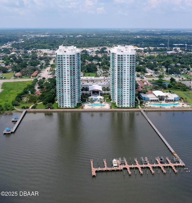 bird's eye view featuring a water view