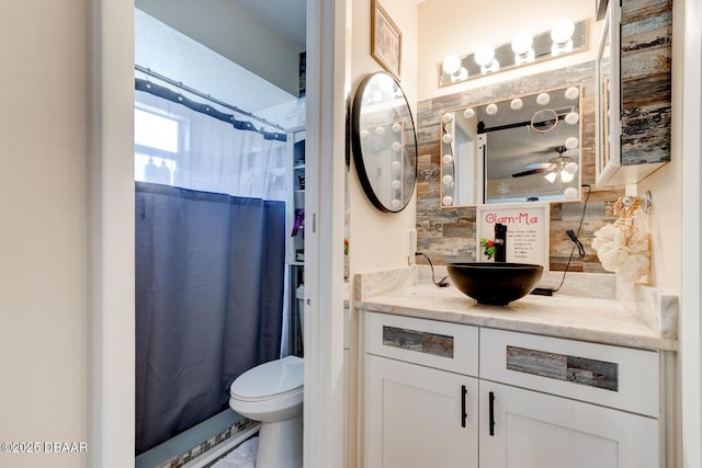144 Herring Gull Ct, Daytona Beach, FL 32119 - bathroom featuring vanity, decorative backsplash, a shower with curtain, and toilet