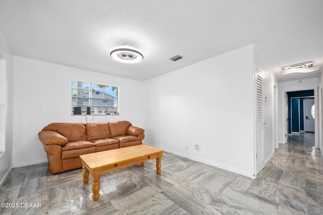 600 Holmes Ave, Daytona Beach, FL 32114 - living room with baseboards