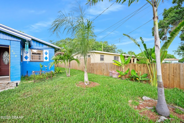 600 Holmes Ave, Daytona Beach, FL 32114 - view of yard
