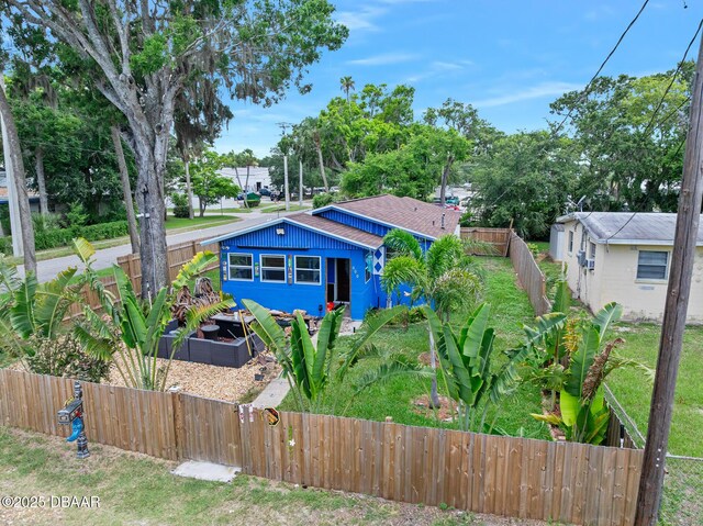 600 Holmes Ave, Daytona Beach, FL 32114 - view of swimming pool