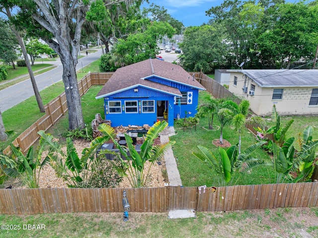 600 Holmes Ave, Daytona Beach, FL 32114 - view of front of property with a fenced front yard