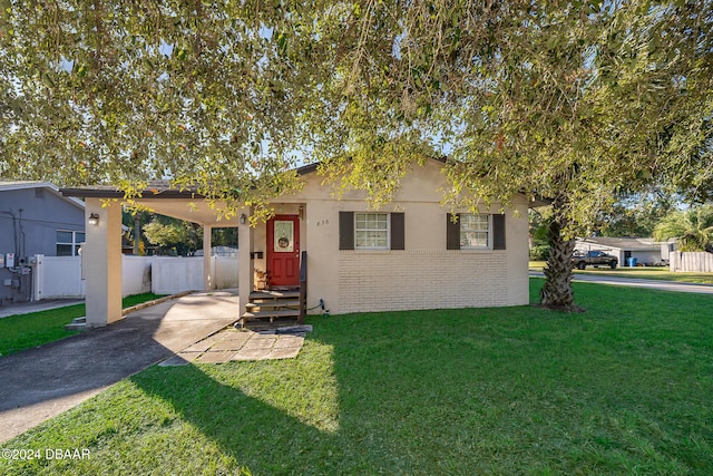 view of front of home with a front yard