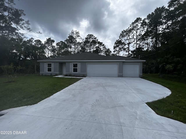 31 Palm Leaf Ln, Palm Coast, FL 32164 - ranch-style house with an attached garage, concrete driveway, a front lawn, and stucco siding