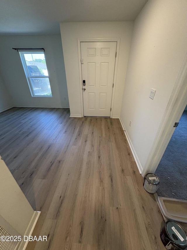 31 Palm Leaf Ln, Palm Coast, FL 32164 - entrance foyer with wood finished floors and baseboards