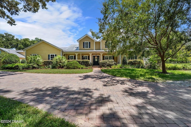 view of front of house with a porch