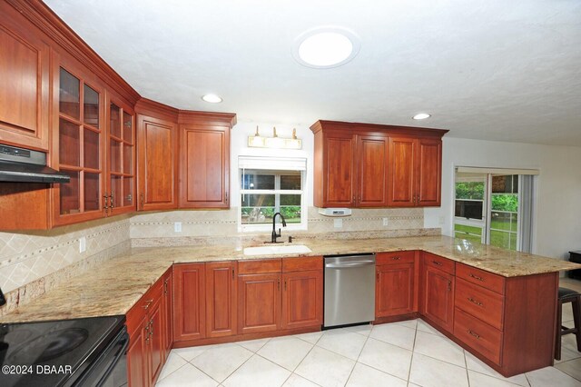 1889 Seclusion Dr, Port Orange, FL 32128 - kitchen with dishwasher, a sink, black electric range oven, under cabinet range hood, and a peninsula