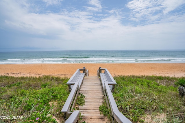 25 Dolphin Ave, Ormond Beach, FL 32176 - water view featuring local beach