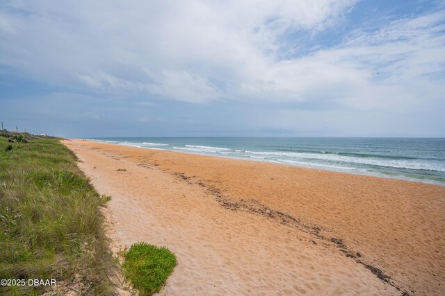 25 Dolphin Ave, Ormond Beach, FL 32176 - water view featuring local beach