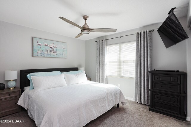 bedroom featuring carpet floors and ceiling fan