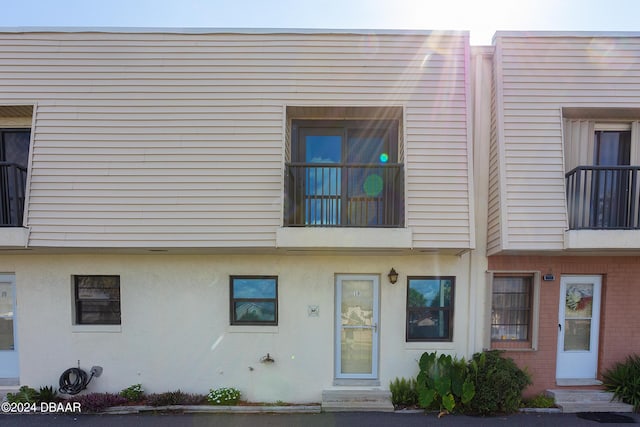 3750 S Atlantic Ave Unit 180, Daytona Beach Shores, FL 32118 - townhome / multi-family property with brick siding
