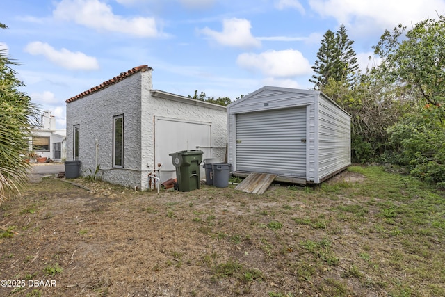 view of outdoor structure with an outdoor structure