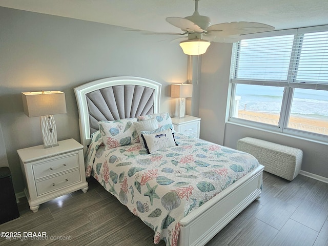 bedroom featuring ceiling fan