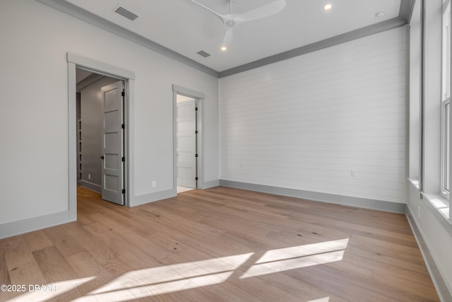 unfurnished bedroom with light wood-style flooring, recessed lighting, visible vents, and baseboards