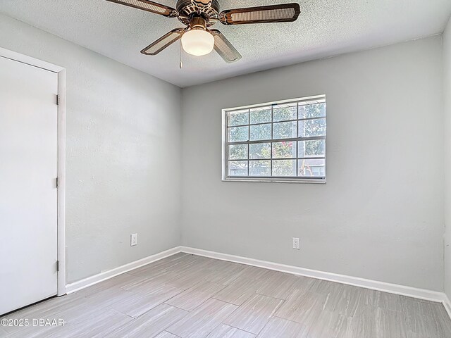 2972 Lantern Dr, South Daytona, FL 32119 - photo 33
