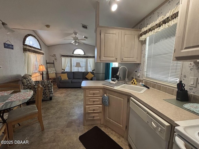 25296 NE 141st St, Salt Springs, FL 32134 - photo 8