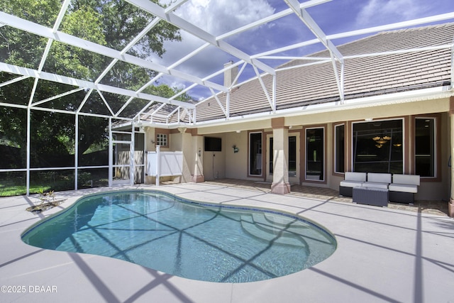 3 Indian Springs Dr, Ormond Beach, FL 32174 - swimming pool featuring a patio area, an outdoor hangout area, and a lanai