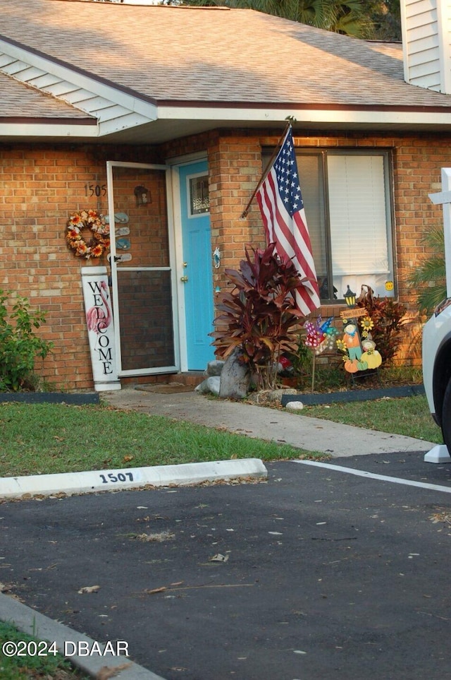 view of property entrance