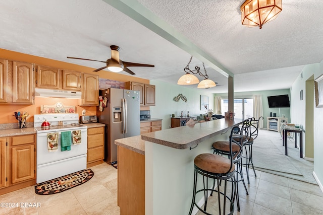 kitchen featuring ceiling fan, hanging light fixtures, stainless steel fridge with ice dispenser, a textured ceiling, and electric stove