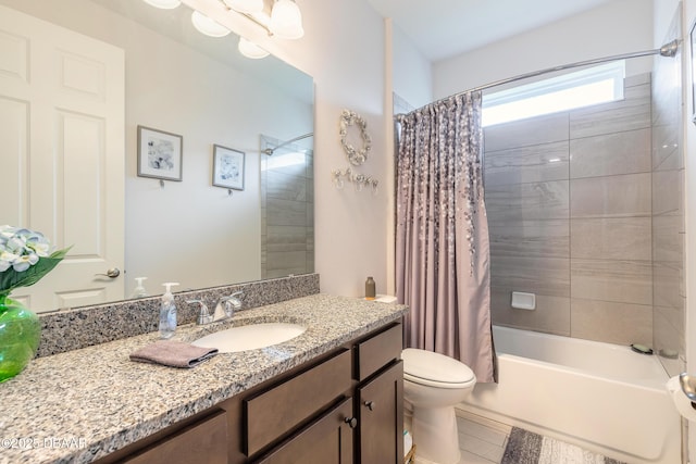 19 Huntington Pl, Ormond Beach, FL 32174 - bathroom featuring vanity, shower / tub combo with curtain, and tile patterned flooring