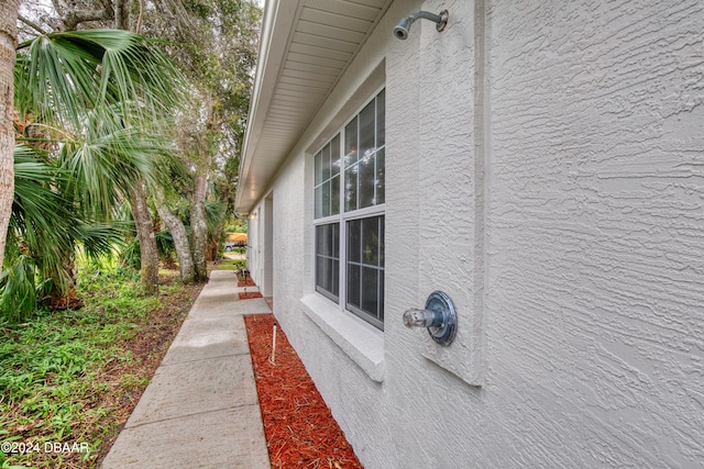 view of home's exterior