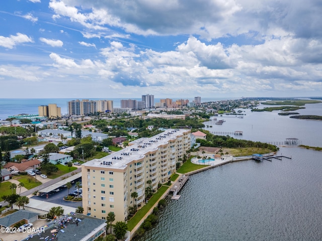 bird's eye view with a water view