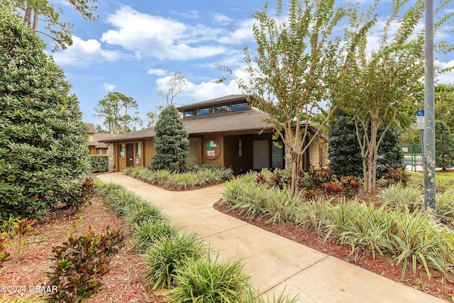 view of prairie-style home