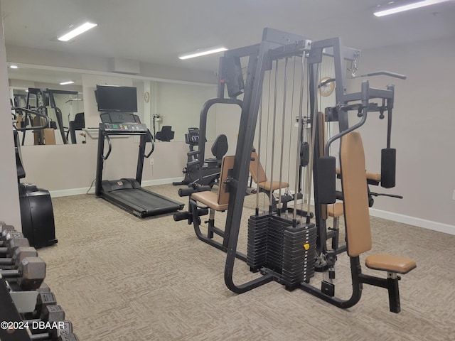 gym with carpet flooring