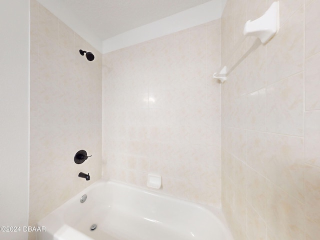 5336 Georgia Peach Ave, Port Orange, FL 32128 - full bath with shower / bathtub combination