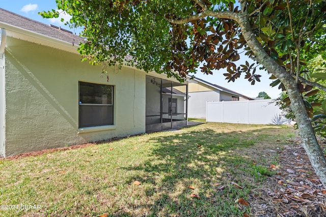 3864 Long Grove Ln, Port Orange, FL 32129 - view of yard with a sunroom