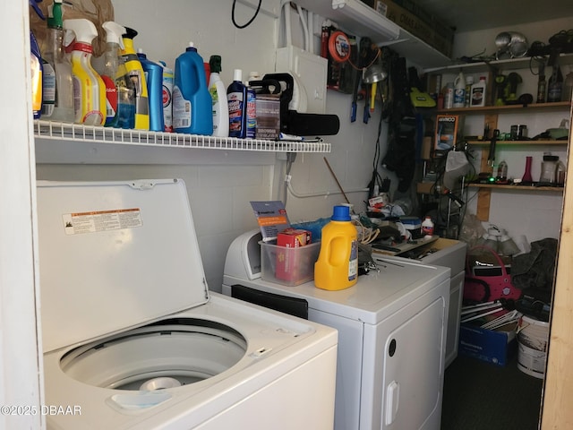 1956 Linda Ave, Ormond Beach, FL 32174 - laundry room featuring washer and dryer