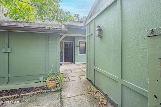 view of entrance to property