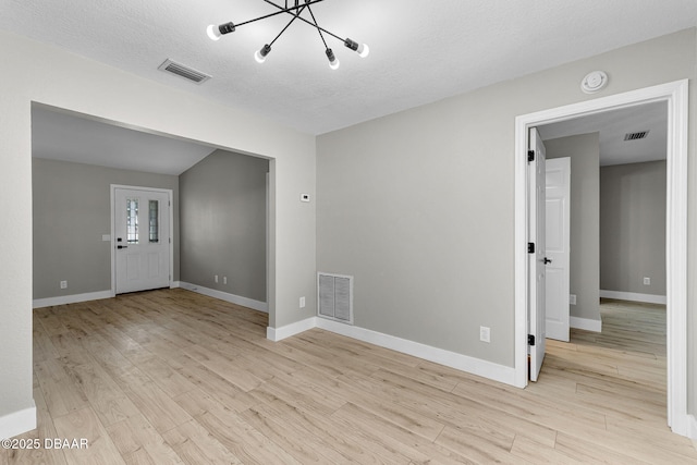 2225 Pine Tree Dr, Edgewater, FL 32141 - photo 15