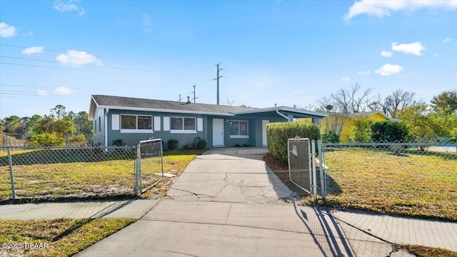 single story home with a front yard