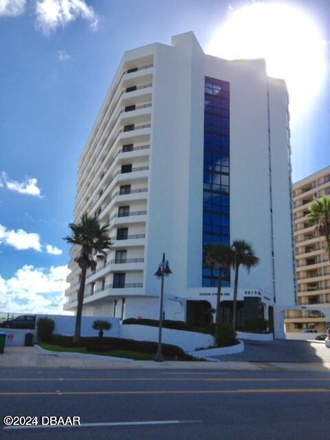 view of building exterior