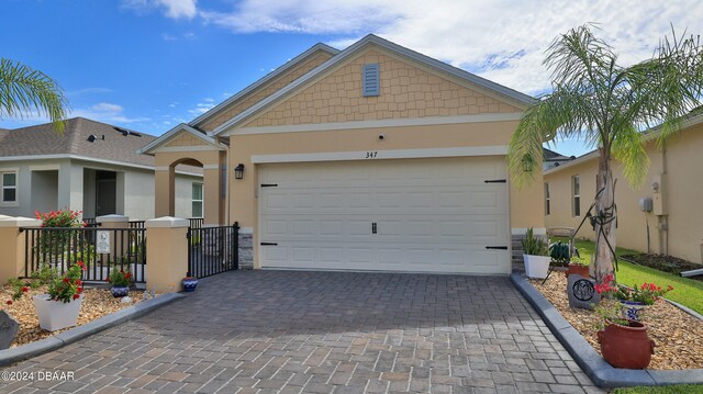 view of front facade with a garage