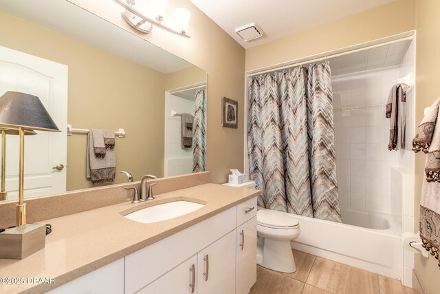 6273 Paradise Island Ct, Port Orange, FL 32128 - full bath with vanity, toilet, and shower / bath combo