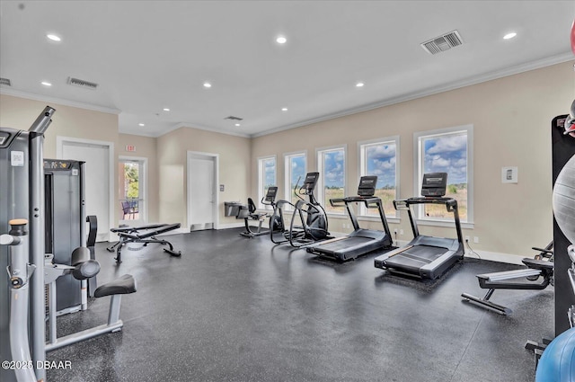 43 Del Palma Dr, Palm Coast, FL 32137 - workout area with recessed lighting, crown molding, and baseboards