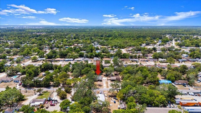 bird's eye view of a heavily wooded area