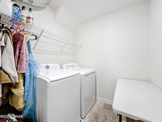153 Orient Dr, Saint Augustine, FL 32092 - laundry area with washing machine and dryer and baseboards